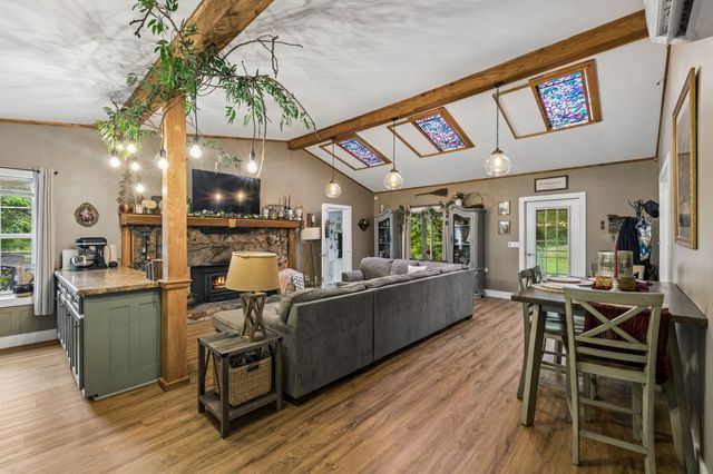 206 Gunter Ridge Rd, Pulaski, TN 38478