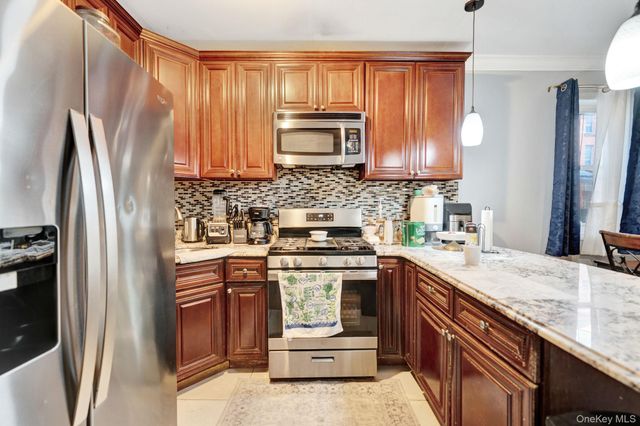 296 Arlington Avenue, Brooklyn, NY 11208