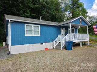 14 Yellow Brick Lane, Burnsville, NC 28714