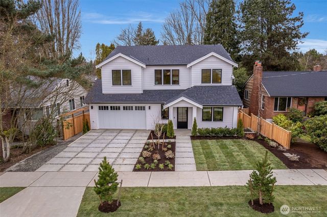 6223 43rd Avenue NE, Seattle, WA 98115