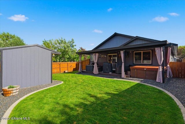 1073 W Kyler AVE, Hayden, ID 83835