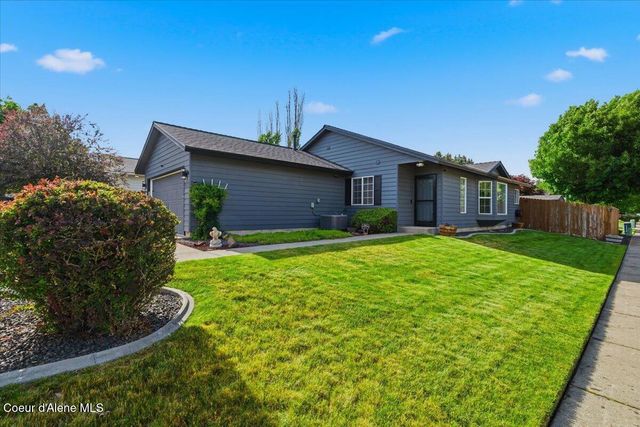 1073 W Kyler AVE, Hayden, ID 83835