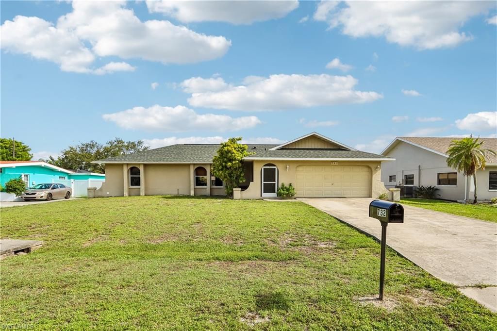 732 Tower DR, CAPE CORAL, FL 33904 — exterior