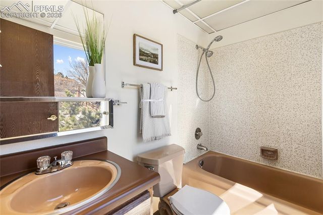 4856 Iron Horse Trail, Colorado Springs, CO 80917