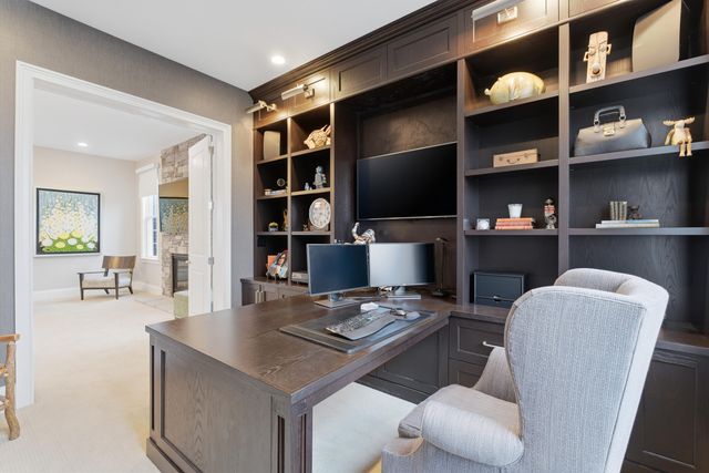 2424 Highland Drive, Ann Arbor, MI 48105