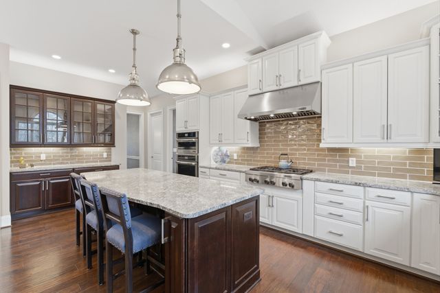 2424 Highland Drive, Ann Arbor, MI 48105