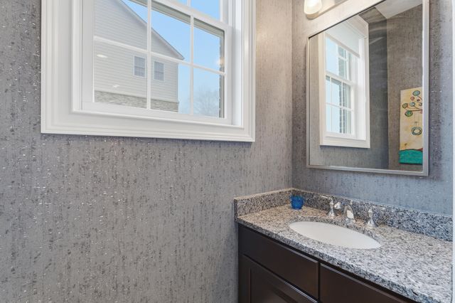 2424 Highland Drive, Ann Arbor, MI 48105