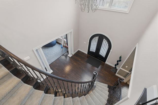 2424 Highland Drive, Ann Arbor, MI 48105