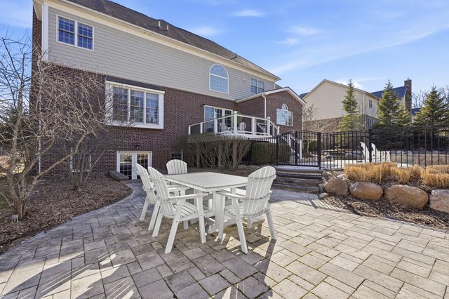 2424 Highland Drive, Ann Arbor, MI 48105