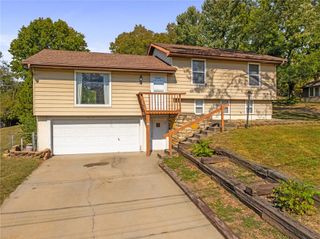 8136 Berger Avenue, Kansas City, KS 66111