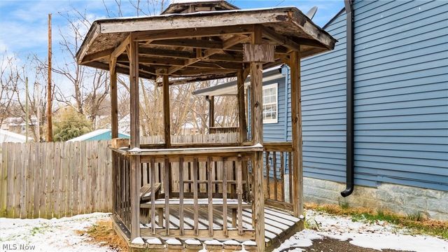 137 Brighton Boulevard, Zanesville, OH 43701