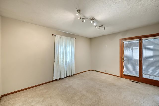 2058 Lewis St, Salina, KS 67401