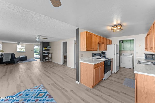 26810 S CHITTENDEN Street, Congress, AZ 85332