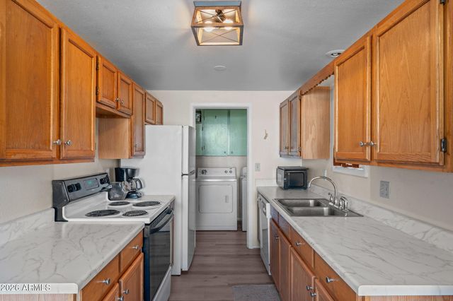 26810 S CHITTENDEN Street, Congress, AZ 85332