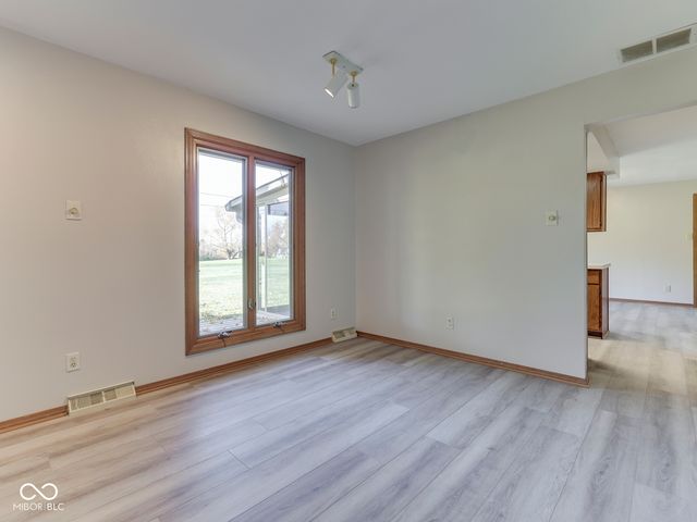 952 Santa Ana Drive, Greenwood, IN 46143