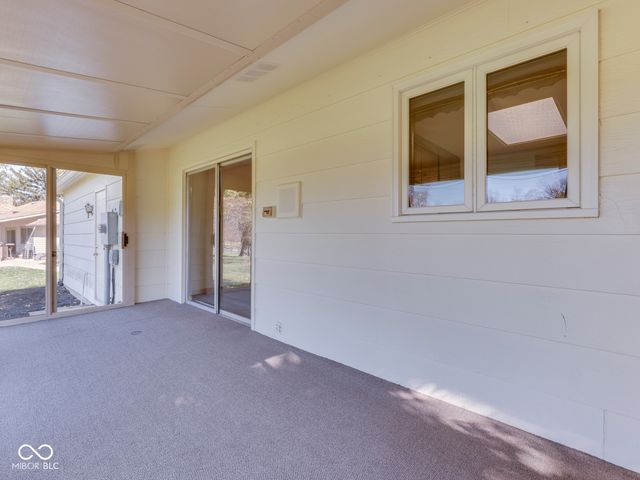 952 Santa Ana Drive, Greenwood, IN 46143