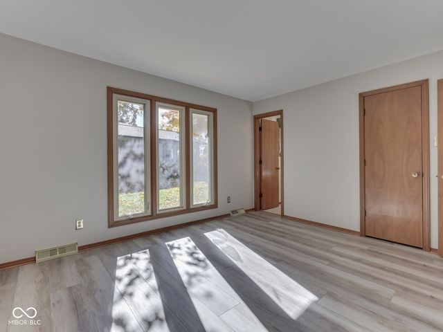 952 Santa Ana Drive, Greenwood, IN 46143