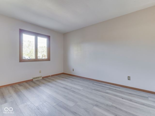 952 Santa Ana Drive, Greenwood, IN 46143