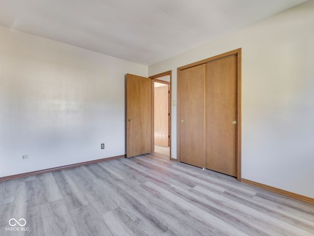 952 Santa Ana Drive, Greenwood, IN 46143