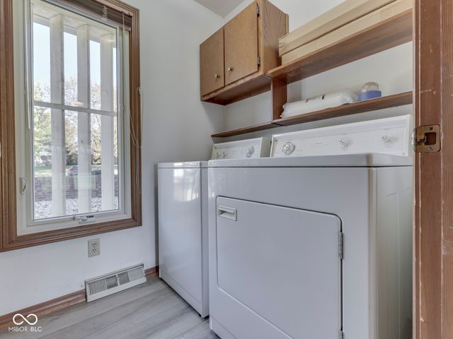 952 Santa Ana Drive, Greenwood, IN 46143