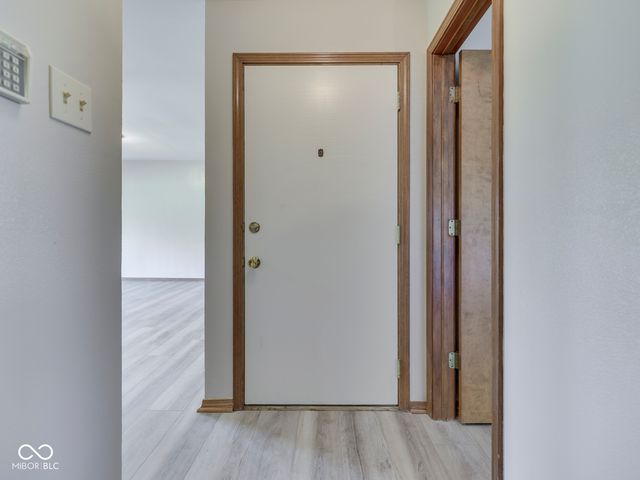 952 Santa Ana Drive, Greenwood, IN 46143