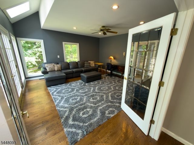 21 Round Top Rd, Warren Twp., NJ 07059