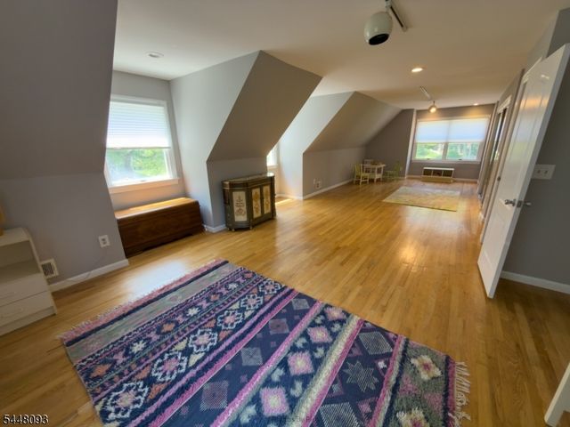 21 Round Top Rd, Warren Twp., NJ 07059