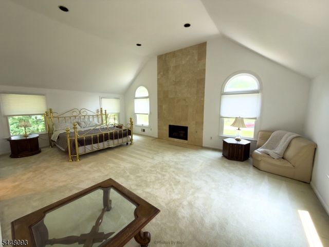 21 Round Top Rd, Warren Twp., NJ 07059
