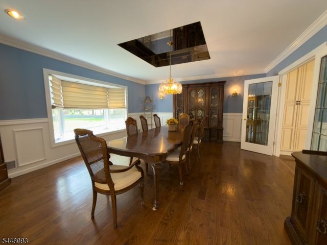 21 Round Top Rd, Warren Twp., NJ 07059