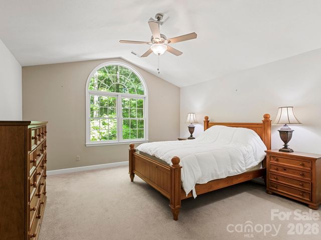 160 Little Mine Mountain Drive, Saluda, NC 28773