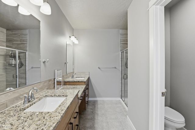 15 E E 12th St, Deer Park, WA 99006