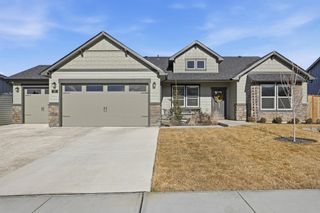 15 E E 12th St, Deer Park, WA 99006