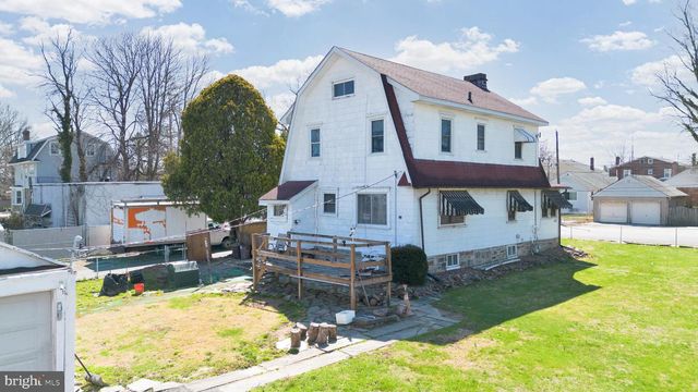 205 PRIMOS AVE, Folcroft, PA 19032