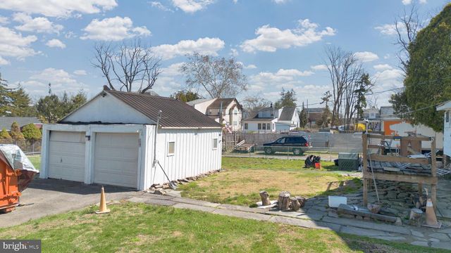 205 PRIMOS AVE, Folcroft, PA 19032
