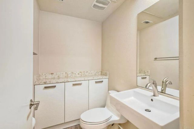 3640 3640 7th Ave, San Diego, CA 92103