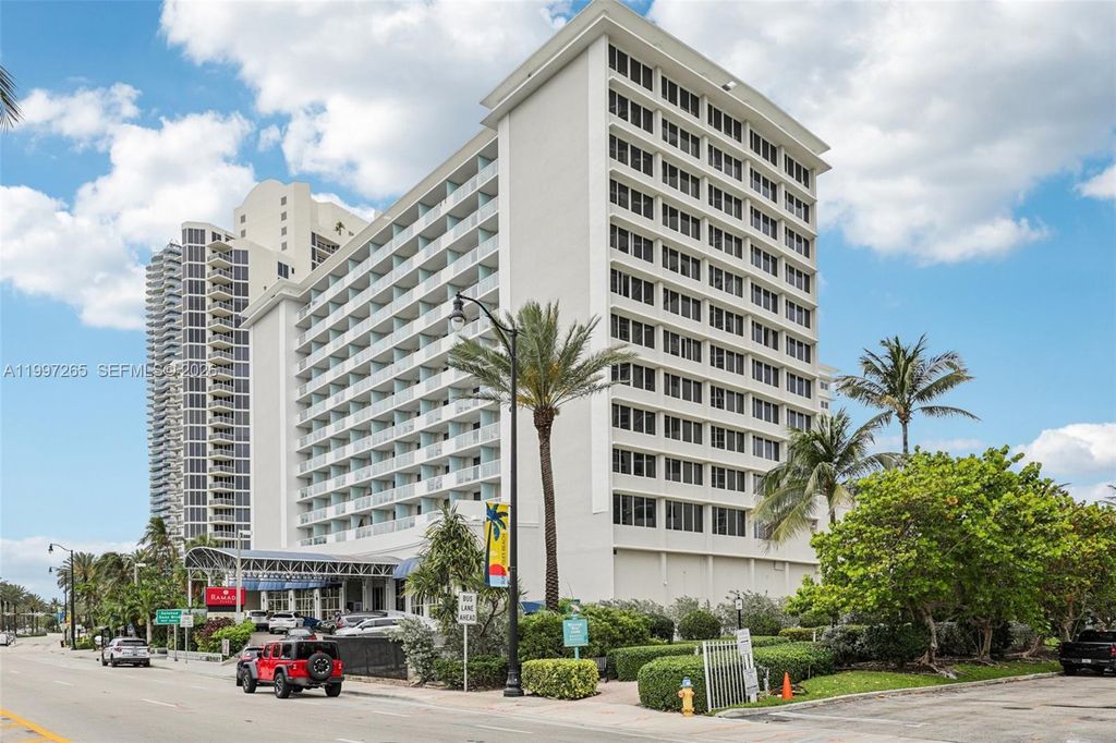 19201 Collins Avenue 223, Sunny Isles Beach, FL 33160