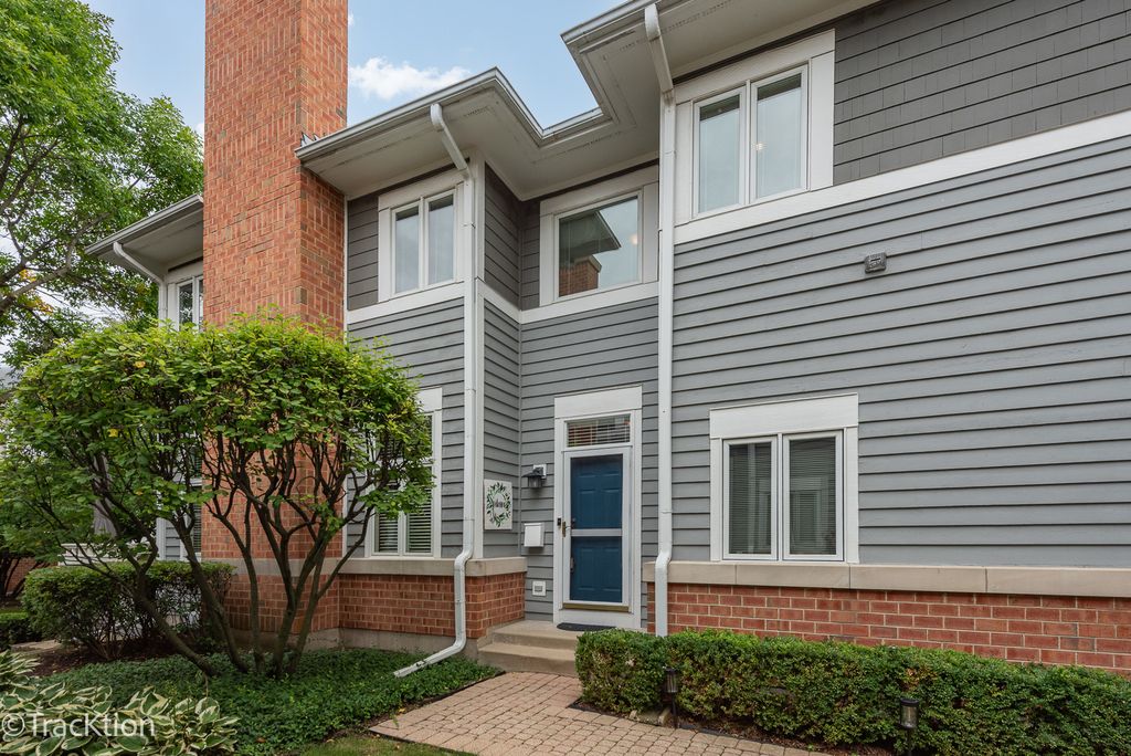 4 Mashie Court, Woodridge, IL 60517 — exterior