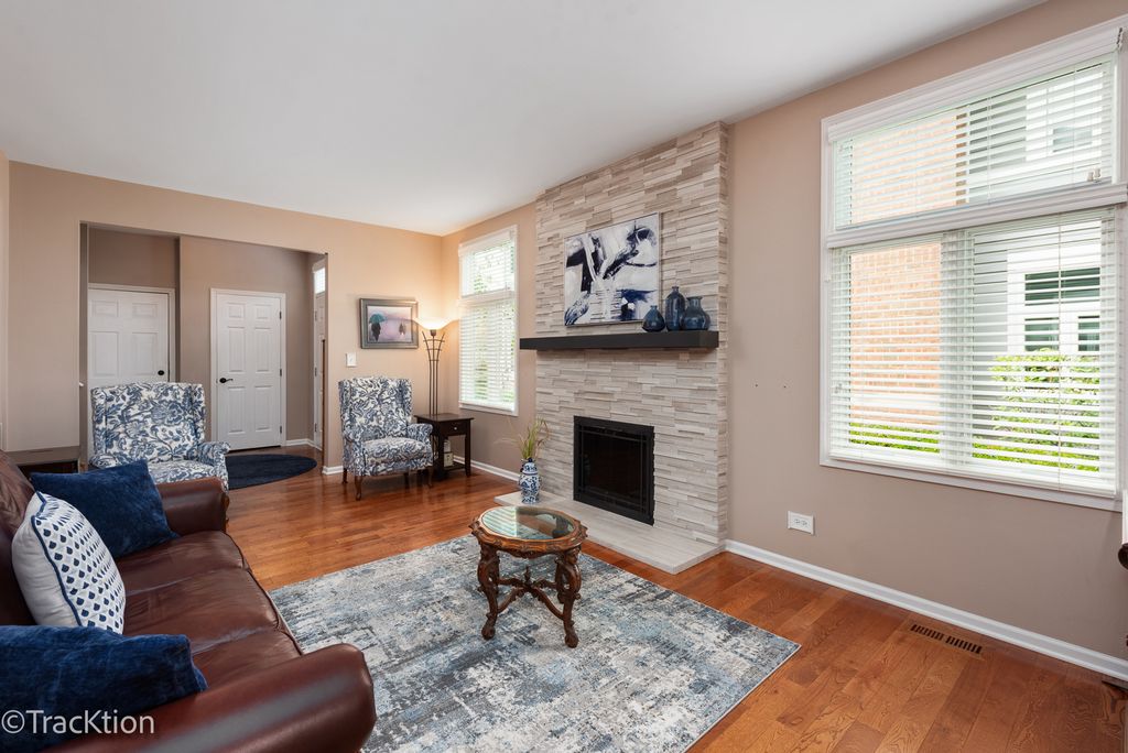 4 Mashie Court, Woodridge, IL 60517 — photo 2