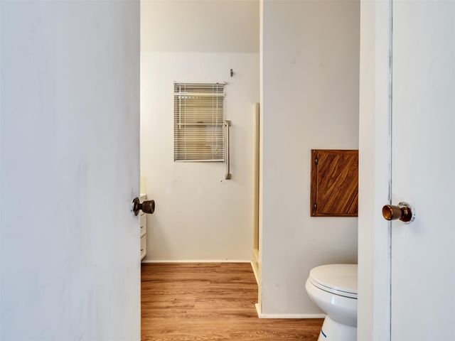 3813 Tradewinds Drive, Galveston, TX 77554
