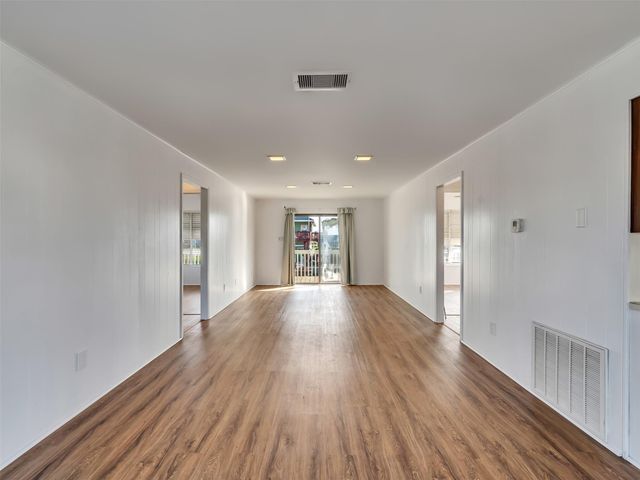 3813 Tradewinds Drive, Galveston, TX 77554
