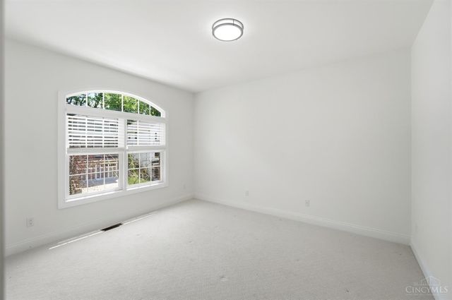 623 Rushton Road, Cincinnati, OH 45226