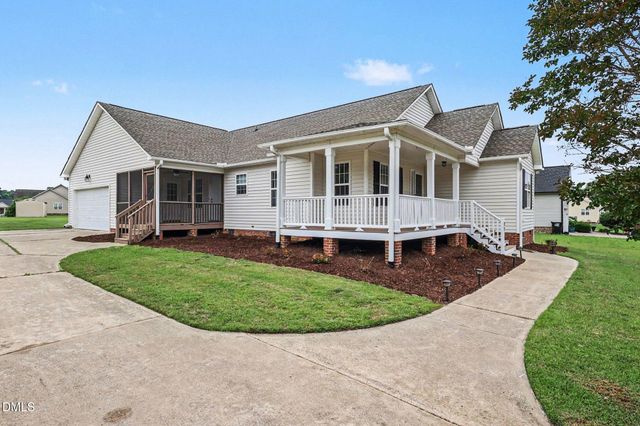 92 Balsawood Court, Willow Springs, NC 27592