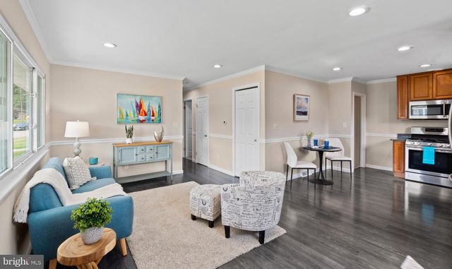 328 KING GEORGE DR, Glen Burnie, MD 21061