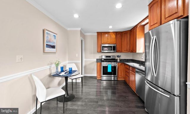 328 KING GEORGE DR, Glen Burnie, MD 21061