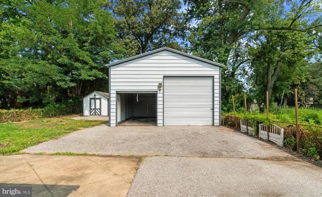 328 KING GEORGE DR, Glen Burnie, MD 21061