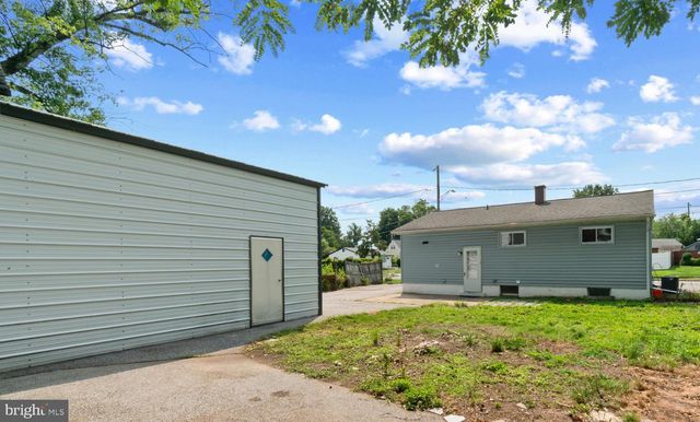 328 KING GEORGE DR, Glen Burnie, MD 21061