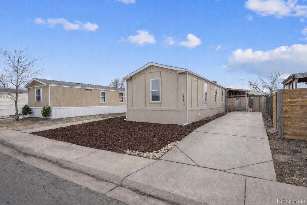 5354 E 97th Place, Denver, CO 80229