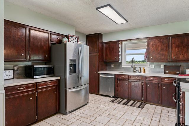 800 Vz County Road 4105, Canton, TX 75103