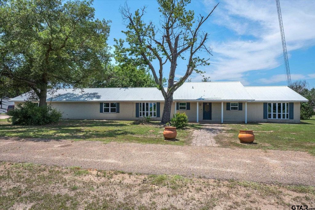 800 Vz County Road 4105, Canton, TX 75103