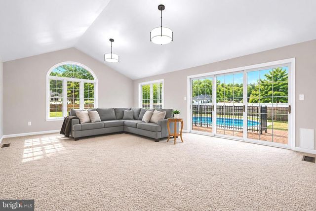5 GOTTO LN, Waterford Works, NJ 08089